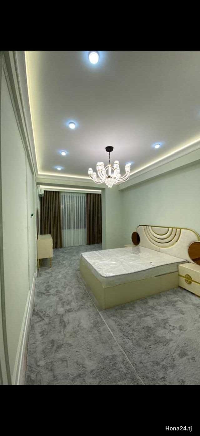 3-комн. квартира, 34-й мкр, 98 м²
