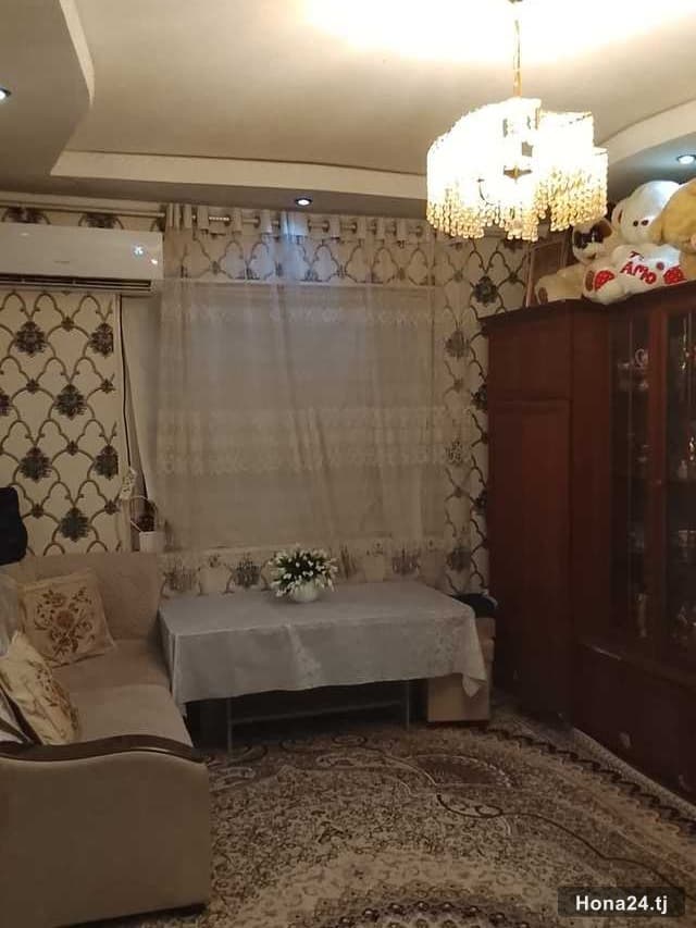 2-комн. квартира, 12-й мкр, 60 м²