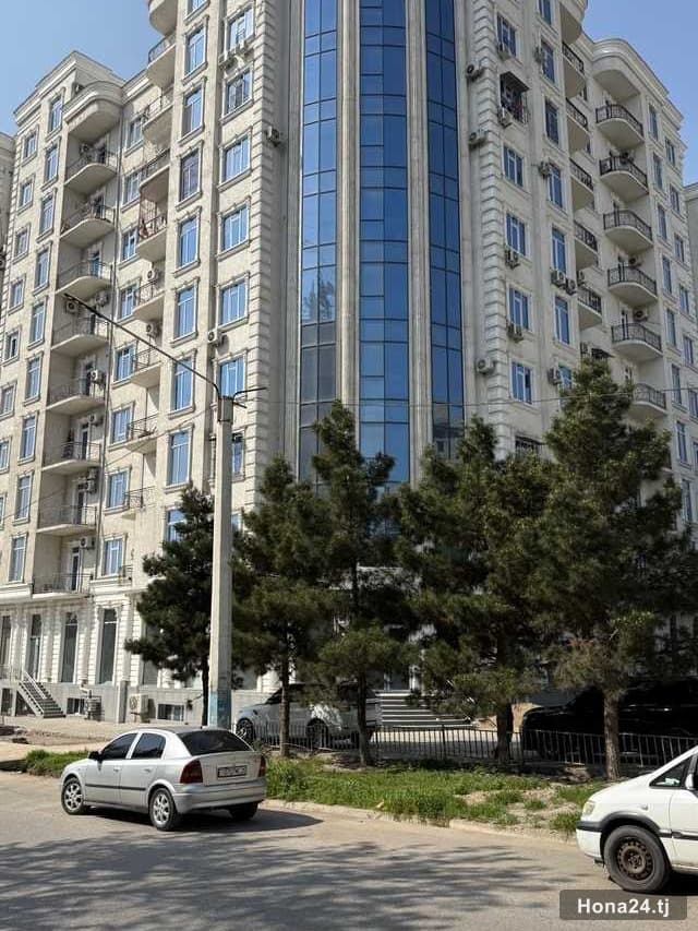 Утоқи тиҷоратӣ, 249 м², 33-юм мкр