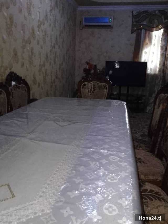 3-комн. квартира, Горбольница, 65 м²