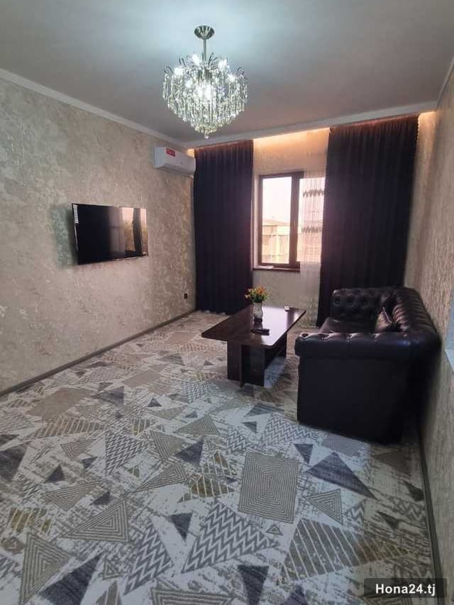2-комн. квартира, 28-й мкр, 58 м²